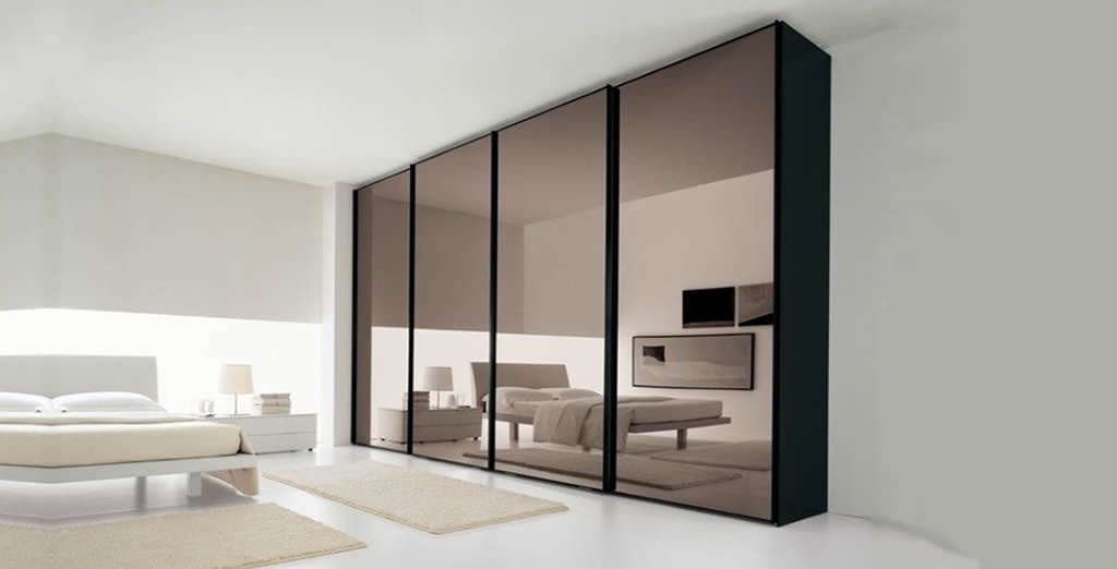 RAYLI GİYİNME DOLAPLARI 